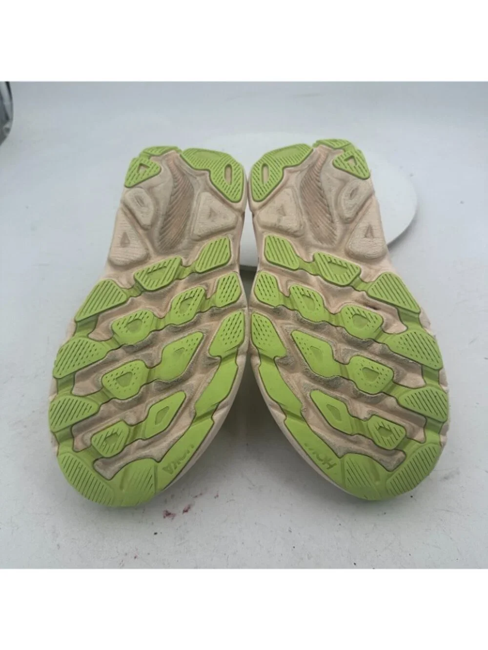 Hoka One One Clifton 9 Women Size 9B 1127896-VLS Vanilla Astral Running Shoes